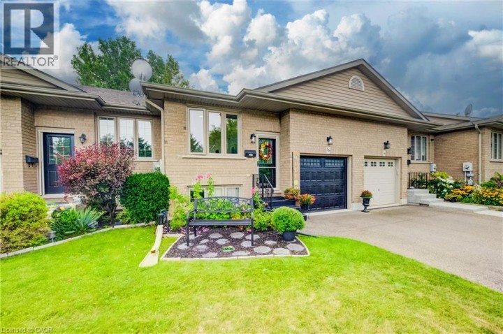 Photo 3 at 16 Steed Court, Echo Place, Brantford