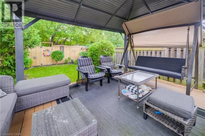 Photo 32 at 16 Steed Court, Echo Place, Brantford