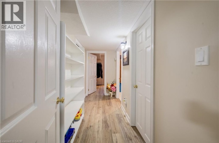 Photo 25 at 16 Steed Court, Echo Place, Brantford