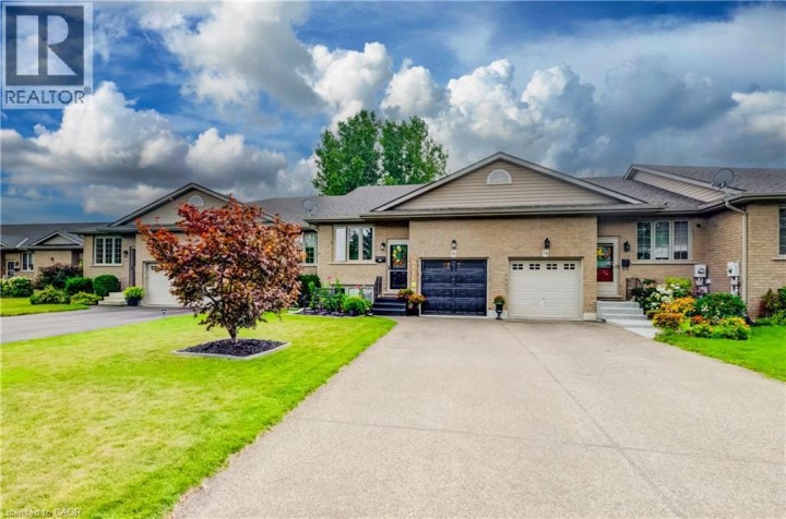 Photo 2 at 16 Steed Court, Echo Place, Brantford