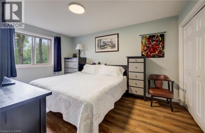 Photo 16 at 16 Steed Court, Echo Place, Brantford