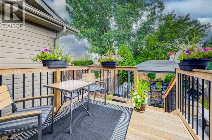 Photo 29 at 16 Steed Court, Echo Place, Brantford