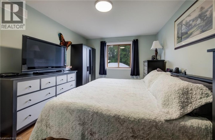 Photo 17 at 16 Steed Court, Echo Place, Brantford