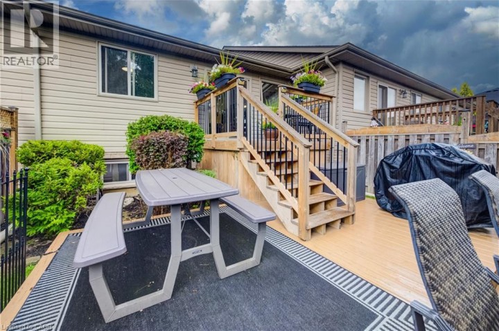 Photo 34 at 16 Steed Court, Echo Place, Brantford