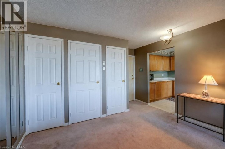 Photo 9 at 601 - 9 Bonheur Court, Lynden Hills, Brantford