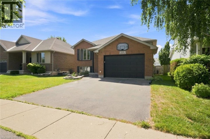 Photo 3 at 22 Osborn Avenue, Empire, Brantford