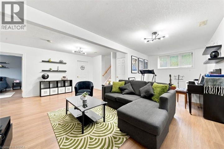 Photo 34 at 22 Osborn Avenue, Empire, Brantford