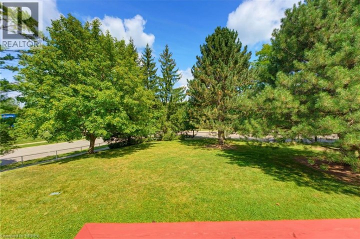 Photo 23 at 2 - 1 Buchanan Crescent, Lynden Hills, Brantford