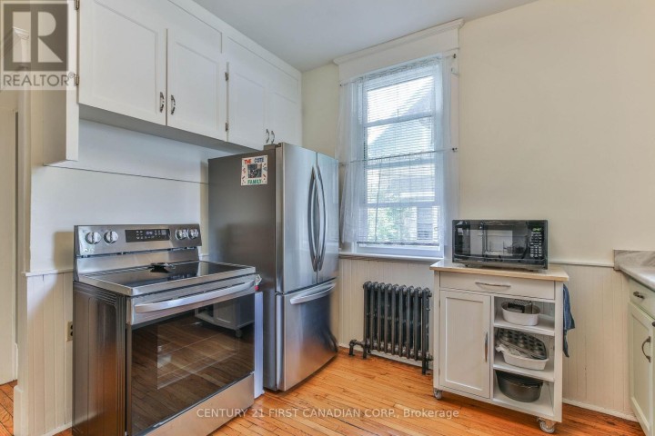 Photo 11 at 308 Broadway Street, Tillsonburg
