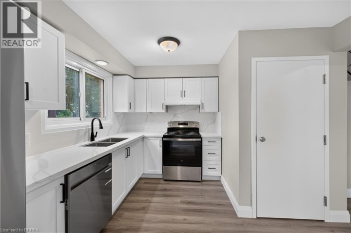 Photo 13 at 10 Elmwood Avenue, North Park / Wood St., Brantford