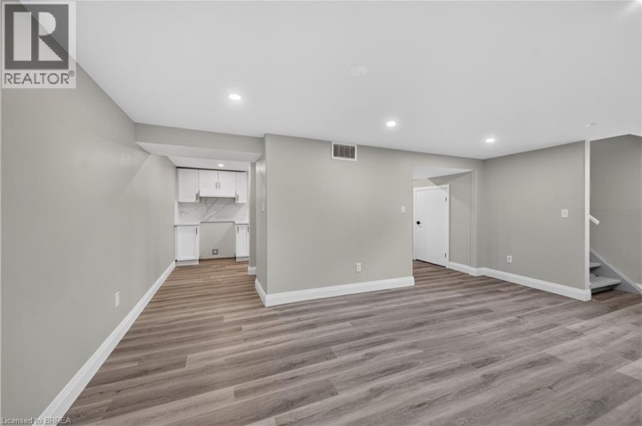 Photo 32 at 10 Elmwood Avenue, North Park / Wood St., Brantford