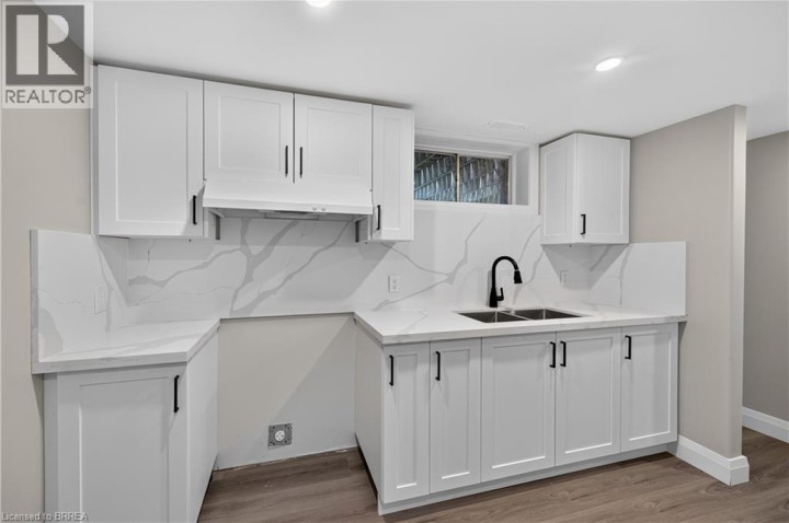 Photo 33 at 10 Elmwood Avenue, North Park / Wood St., Brantford
