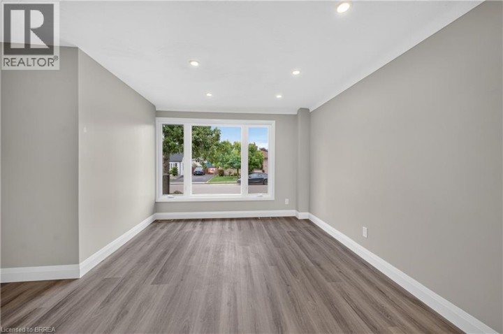 Photo 9 at 10 Elmwood Avenue, North Park / Wood St., Brantford