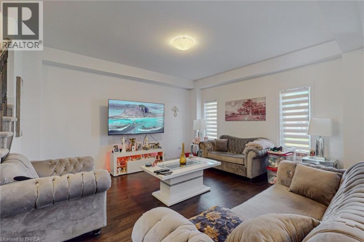 Photo 10 at 228 W Longboat Run, Empire South, Brantford
