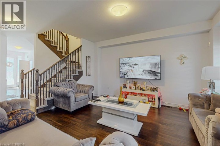 Photo 11 at 228 W Longboat Run, Empire South, Brantford