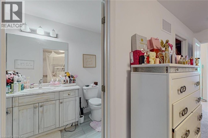 Photo 18 at 228 W Longboat Run, Empire South, Brantford
