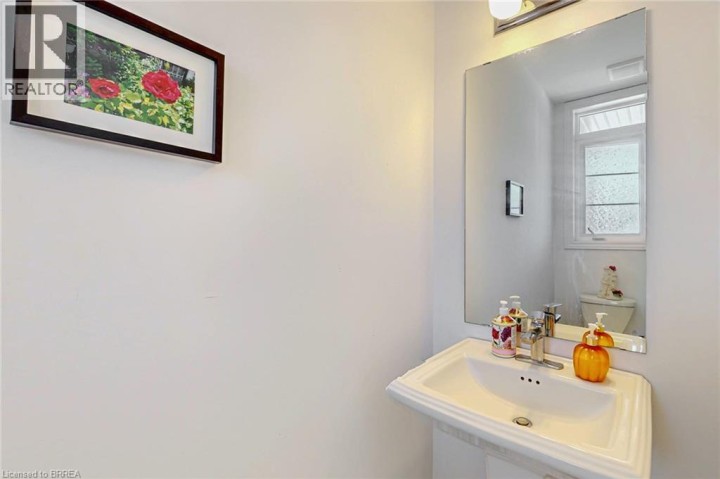 Photo 8 at 228 W Longboat Run, Empire South, Brantford
