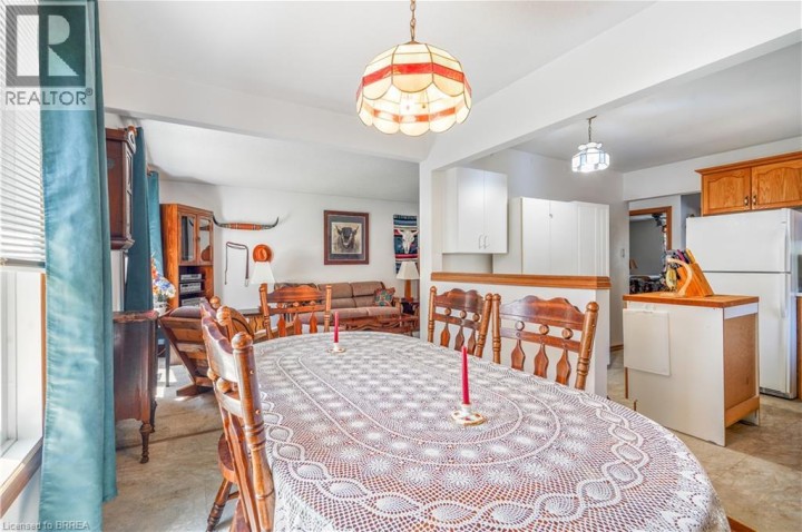 Photo 11 at 58 Arbor Drive, Brantwood Park, Brantford