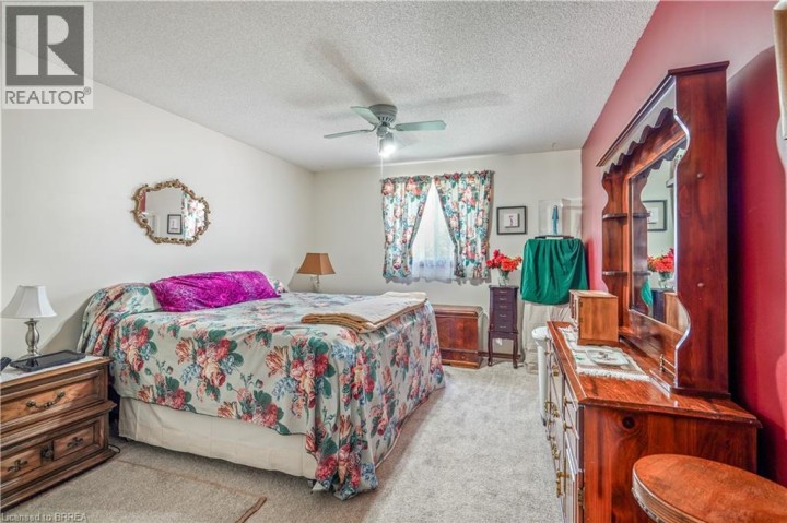 Photo 15 at 58 Arbor Drive, Brantwood Park, Brantford