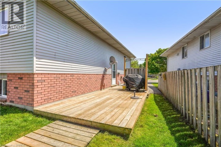 Photo 26 at 58 Arbor Drive, Brantwood Park, Brantford