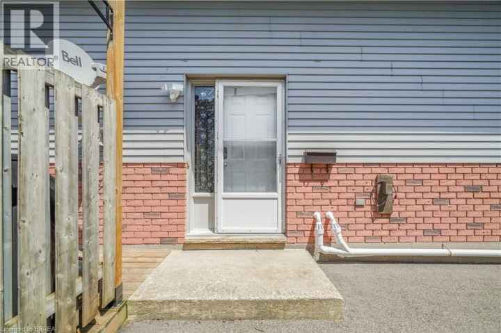 Photo 6 at 58 Arbor Drive, Brantwood Park, Brantford