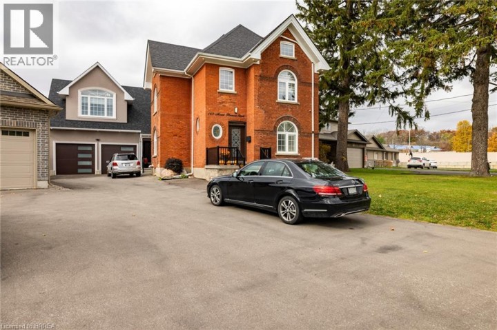 Photo 1 at 169 Mount Pleasant Street, Beckett, Brantford