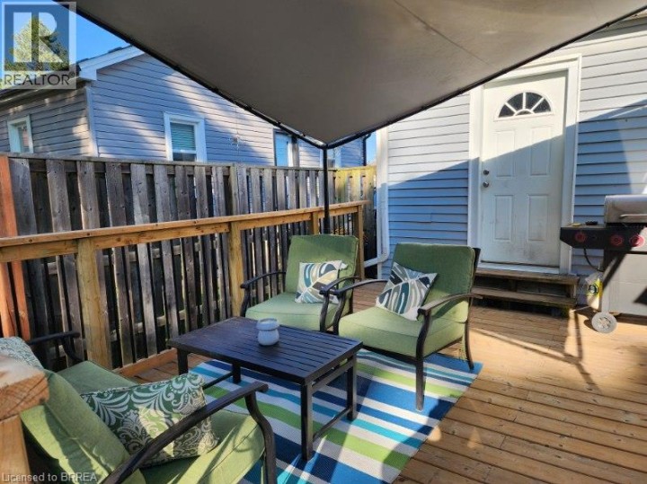 Photo 20 at 86 North Park Street, Terrace Hill, Brantford