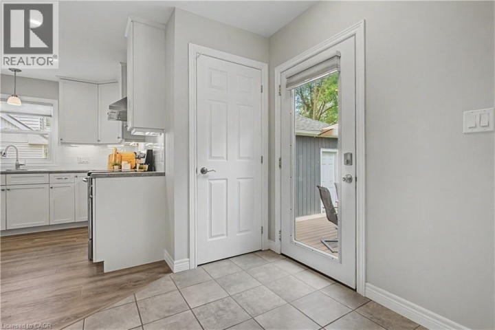 Photo 22 at 61 Maud Street, Woodstock - South, Woodstock