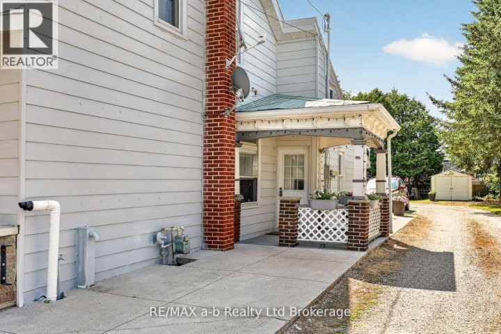Photo 3 at 133 W Dundas Street, Ingersoll (Thamesford), Ingersoll