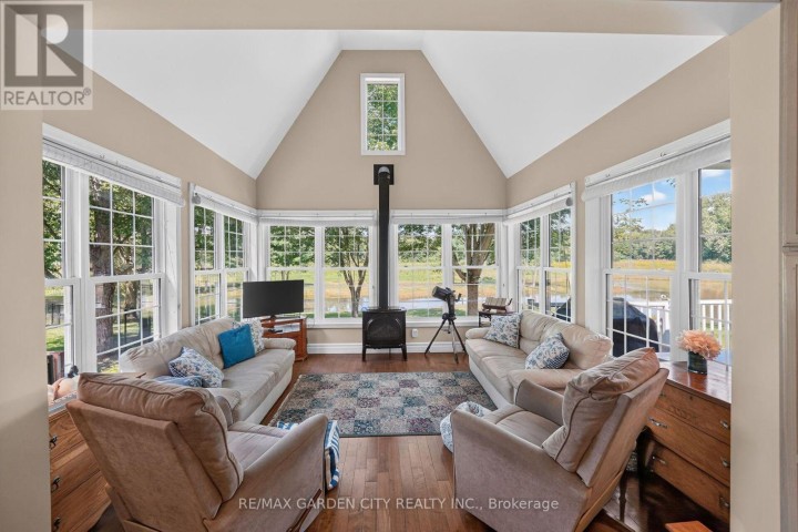Photo 18 at 413 E 8th Concession Road, Rural Houghton, Norfolk County