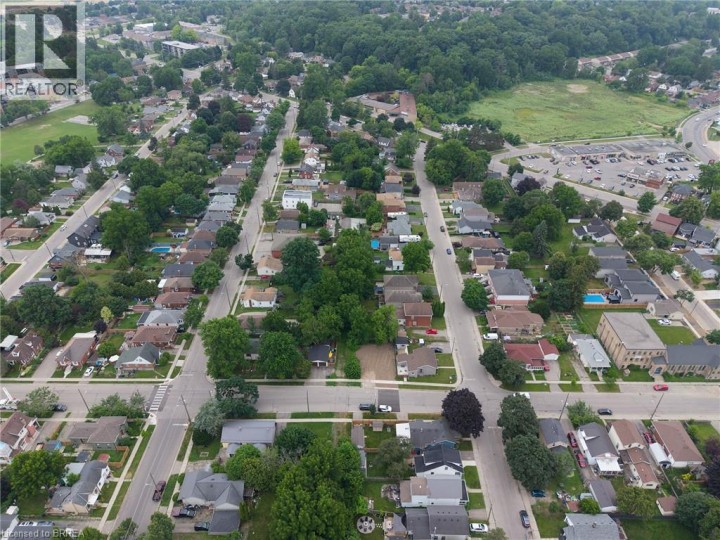 Photo 11 at 145 Catharine Avenue, Old West Brant, Brantford