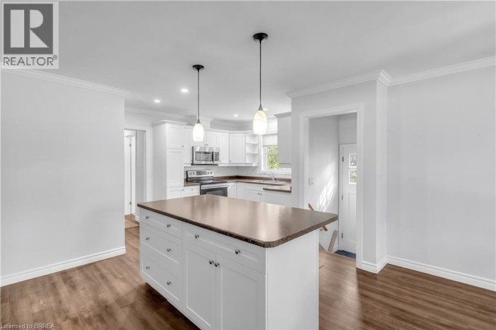 Photo 10 at 7 Willowdale Street, Oakhill Dr, Brantford