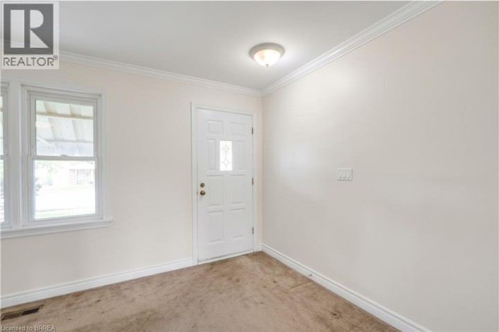 Photo 4 at 7 Willowdale Street, Oakhill Dr, Brantford