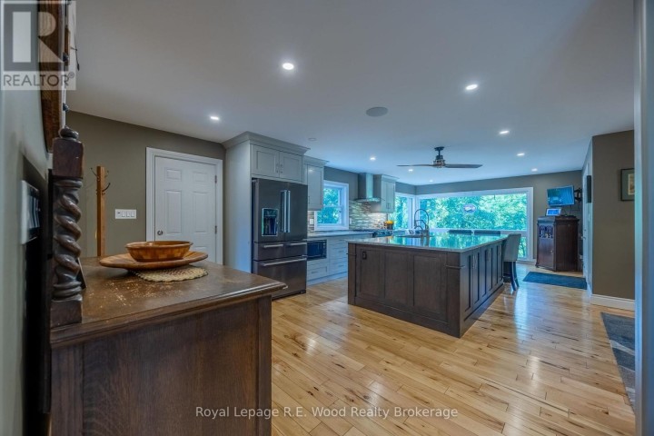 Photo 3 at 51 Parkwood Drive, Tillsonburg