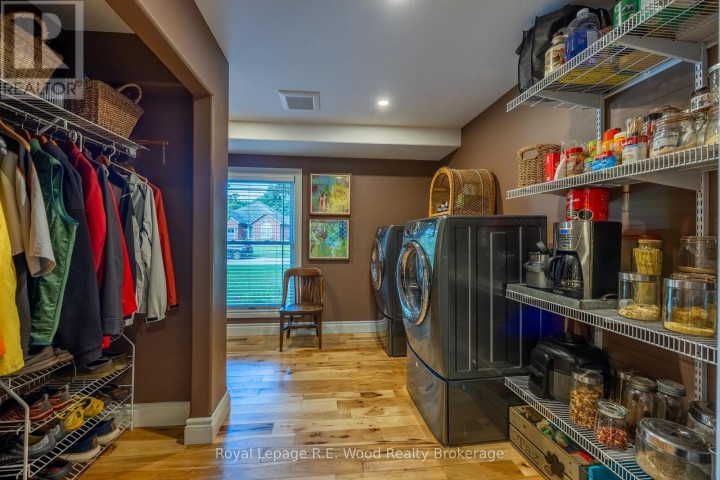 Photo 8 at 51 Parkwood Drive, Tillsonburg