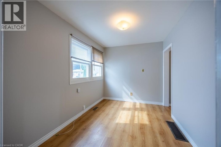 Photo 9 at 82 Salisbury Avenue, Eagle Place West, Brantford