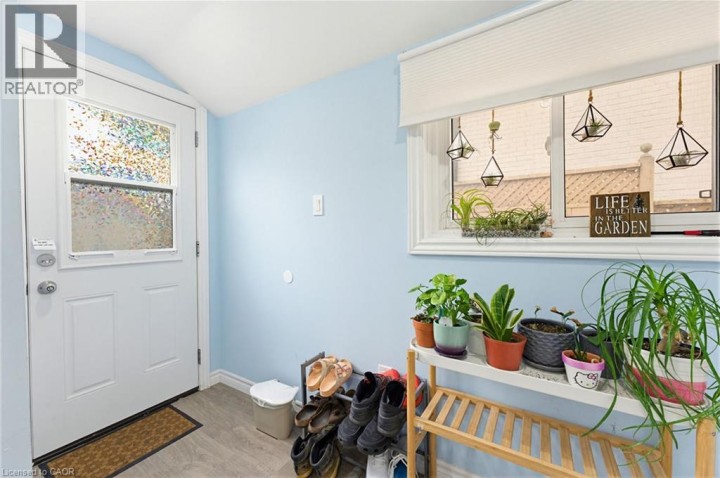 Photo 15 at 291 Park Avenue, East Ward, Brantford