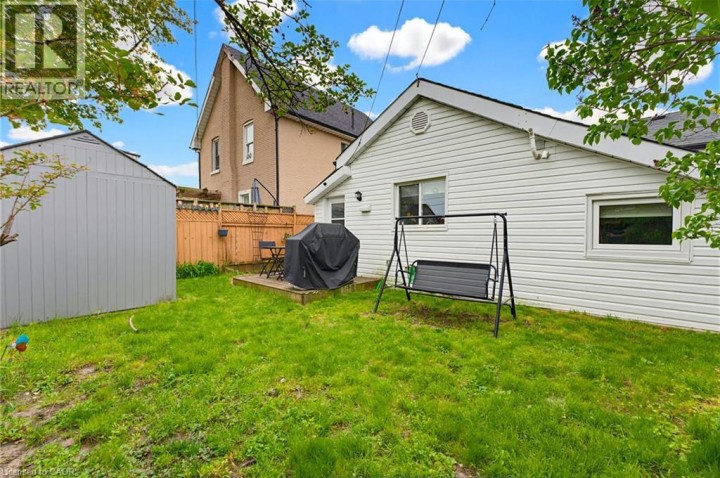 Photo 18 at 291 Park Avenue, East Ward, Brantford