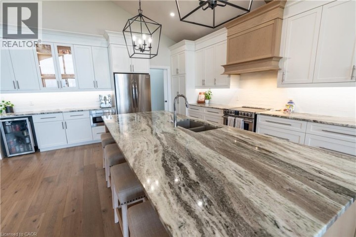 Photo 18 at 22 Hudson Drive, Oakhill Dr, Brantford