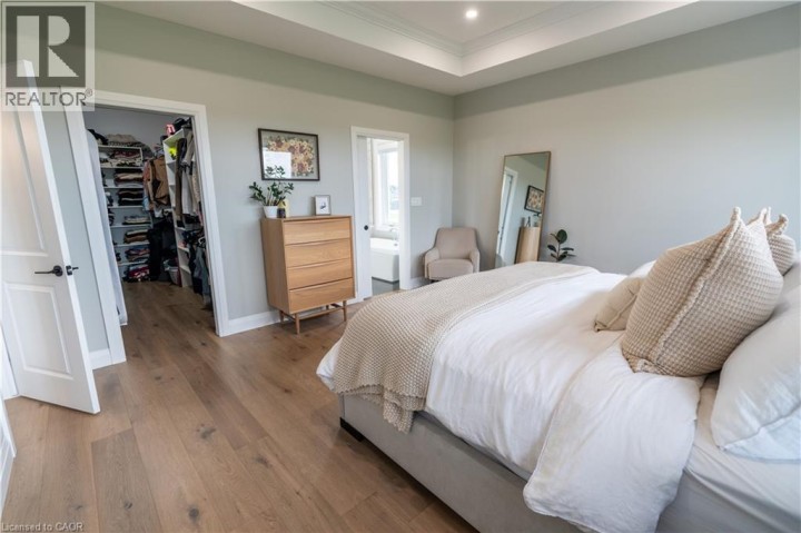 Photo 23 at 22 Hudson Drive, Oakhill Dr, Brantford