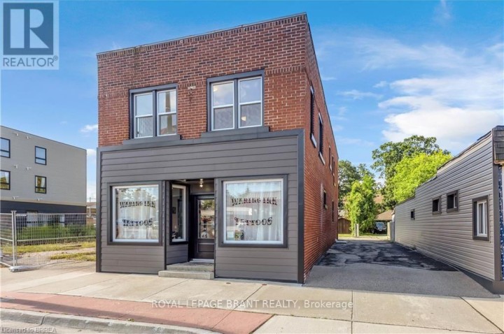 Photo 1 at 136 King Street, Delhi, Norfolk County