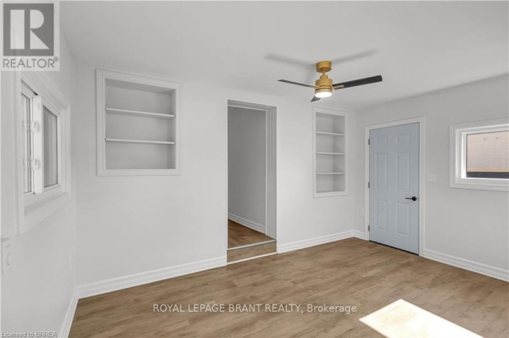 Photo 16 at 136 King Street, Delhi, Norfolk County