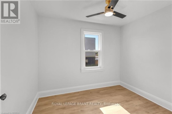 Photo 20 at 136 King Street, Delhi, Norfolk County