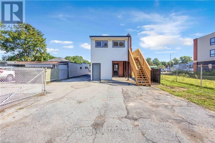 Photo 39 at 136 King Street, Delhi, Norfolk County