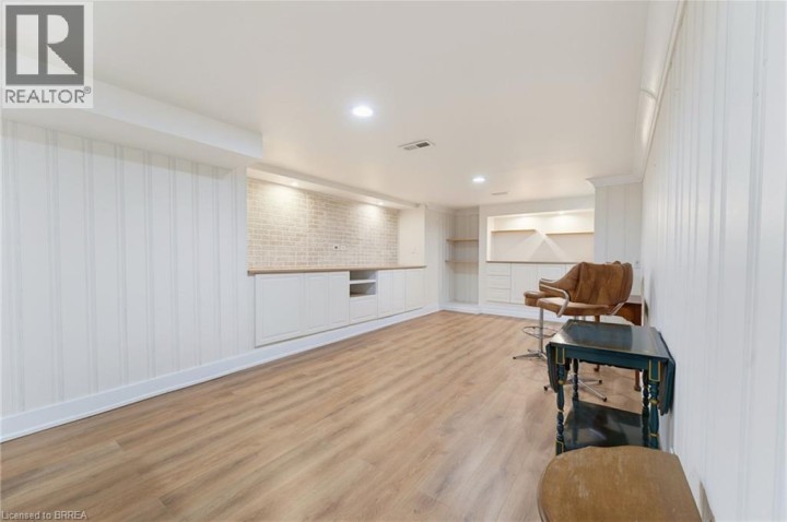 Photo 16 at 36 Slater Street, Holmedale, Brantford