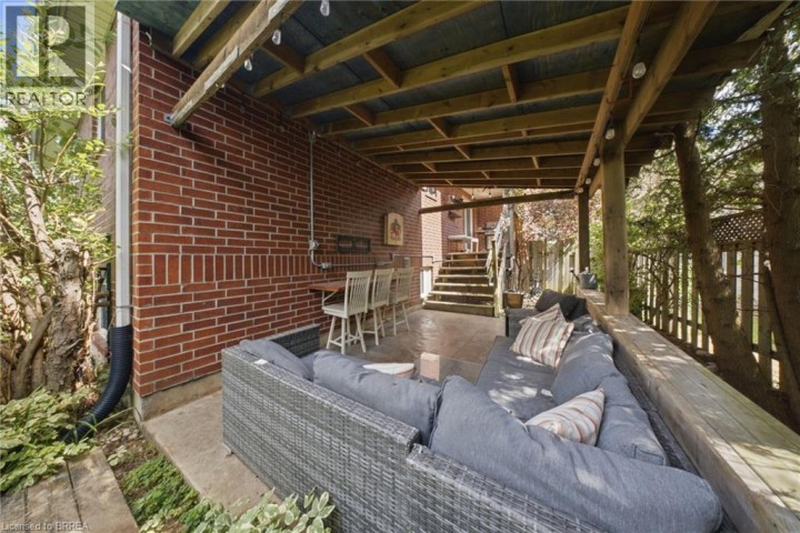 Photo 32 at 29 Strong Court, Rosedale / Gable Height, Brantford