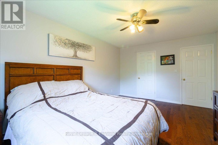 Photo 17 at 2 Oriole Crescent, Woodstock - North, Woodstock