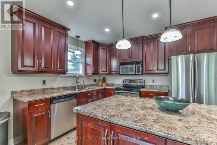 Photo 13 at 217 Seldon Street, Ingersoll (Thamesford), Ingersoll