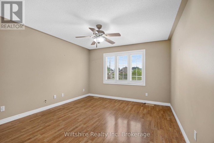 Photo 12 at 33 Fairs Crescent, Tillsonburg