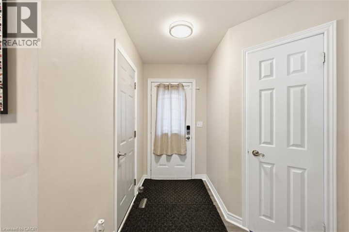 Photo 5 at 801 Hunters Gate Crescent, Woodstock - South, Woodstock